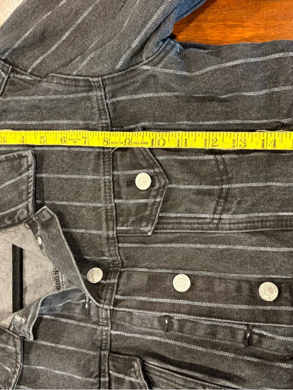 Cropped Black Pinstripe Denim Jacket - Women, size M/L - Picture 5 of 5